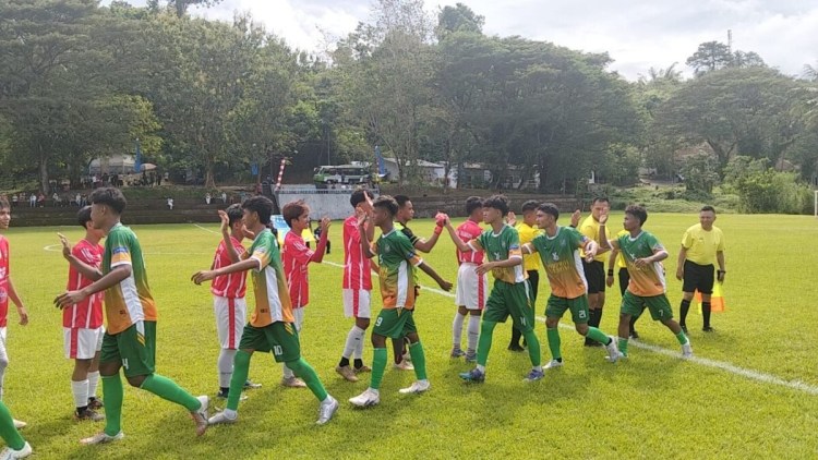 Porprov XII Sulut Bergulir, Sepakbola: Manado Kalahkan  Bolmong 2-0