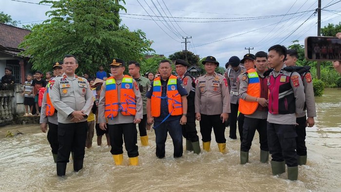 Banjir di OKU Timur Tengelamkan Lima Desa
