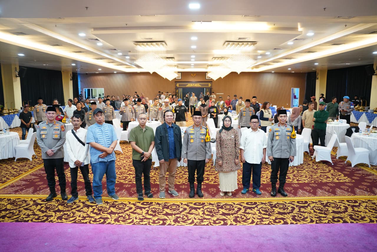 Buka Puasa Bersama Awak Media, Kapolda Sumsel Tegaskan Kemitraan Strategis